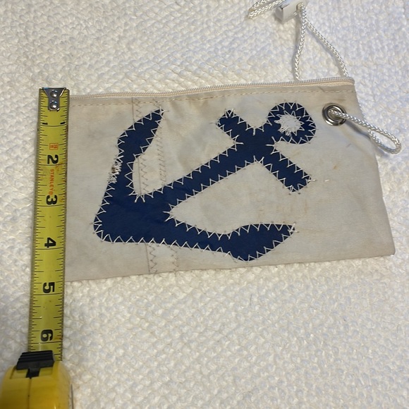 Repurposed Sail Material Wristlet with Anchor - Picture 6 of 6